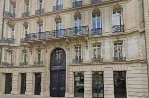 AFP: Banca Edmond de Rothschild de la Paris, percheziţionată în cadrul dosarelor Epstein